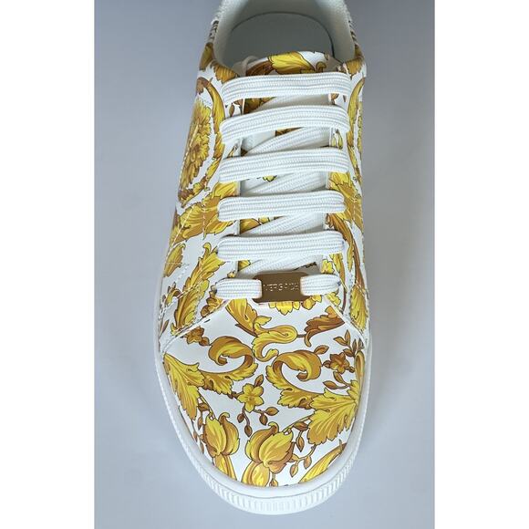 Versace Baroco Men\'s White/Gold Leather Sneakers 9 US (42 Euro) 1016936 NIB main image 12